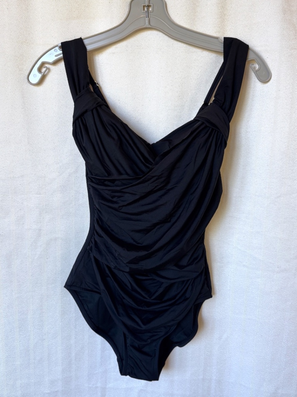 Badgley Mischka Black wide strap Maillot One Piece Bathing Suit